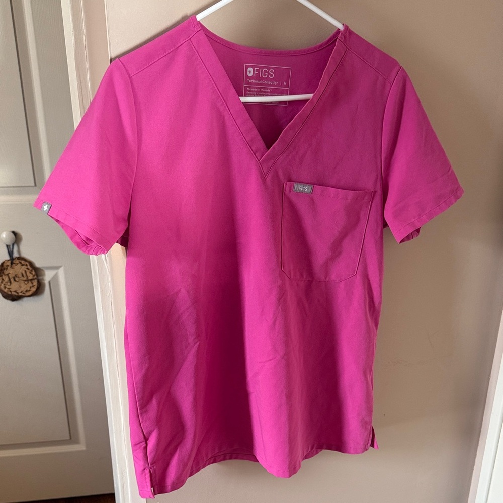 Figs Electric Orchid Pink Women’s one pocket Scrub Top